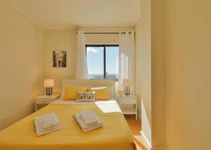 House At The Sea 蓬塔德尔加达