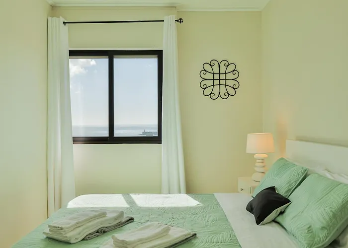 House At The Sea Apartment